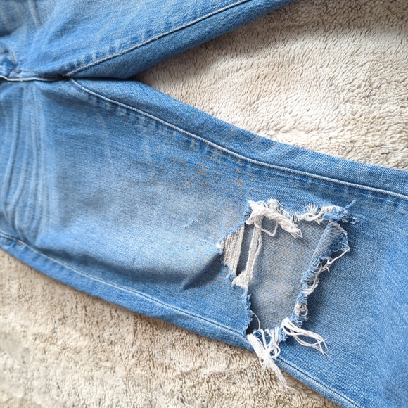 Madewell Distressed The High Rise Slim Boyfriend Raw Hem Blue Jean Size 25 - Picture 6 of 7